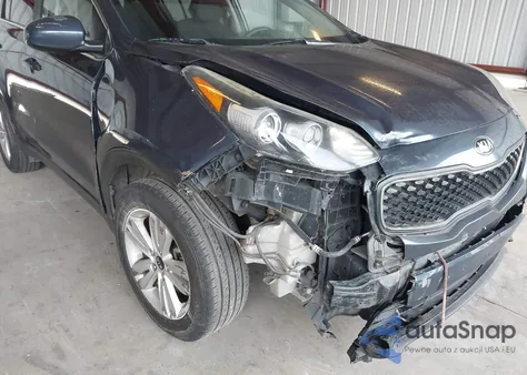 2018 Kia Sportage Lx z USA, uszkodzony, nr VIN KNDPM3AC8J7449609